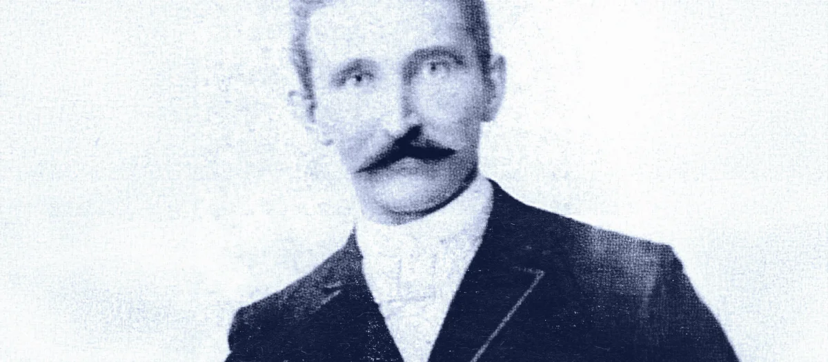 Historic portrait of Friedrich Fassmer around 1880. The young ship carpenter joins his father’s business at this time, bringing fresh drive and creativity to the shipyard.