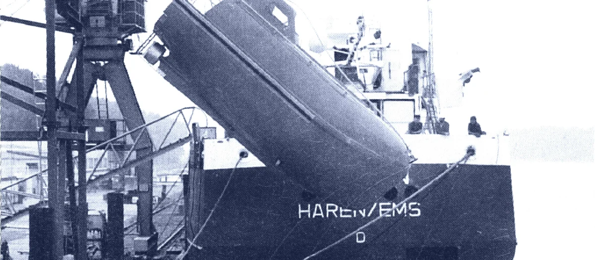 Fassmer free-fall lifeboat during test deployment from a ship’s stern – developed in 1985 as a milestone in modern lifeboat design.